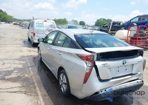 2018 Toyota Prius Two Eco из США, поврежденный, VIN JTDKARFU0J3545247